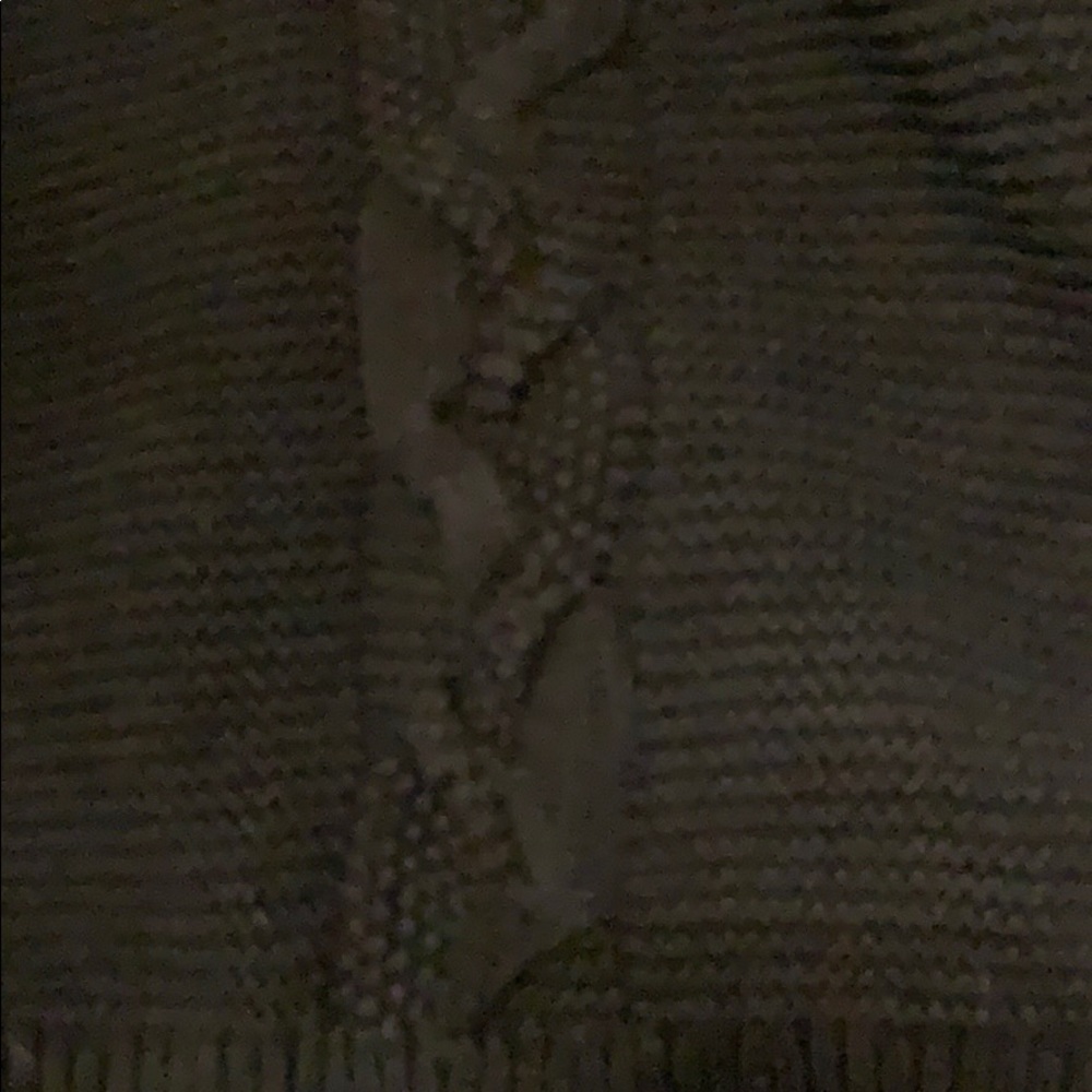 Sweater bundle - Picture 5 of 10